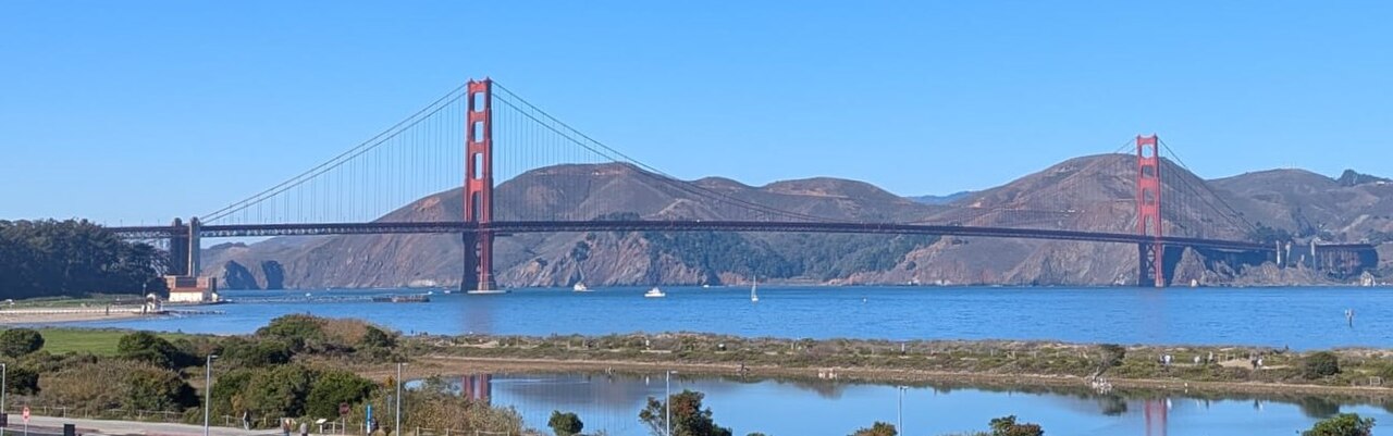 从旧金山 Presidio 眺望金门桥